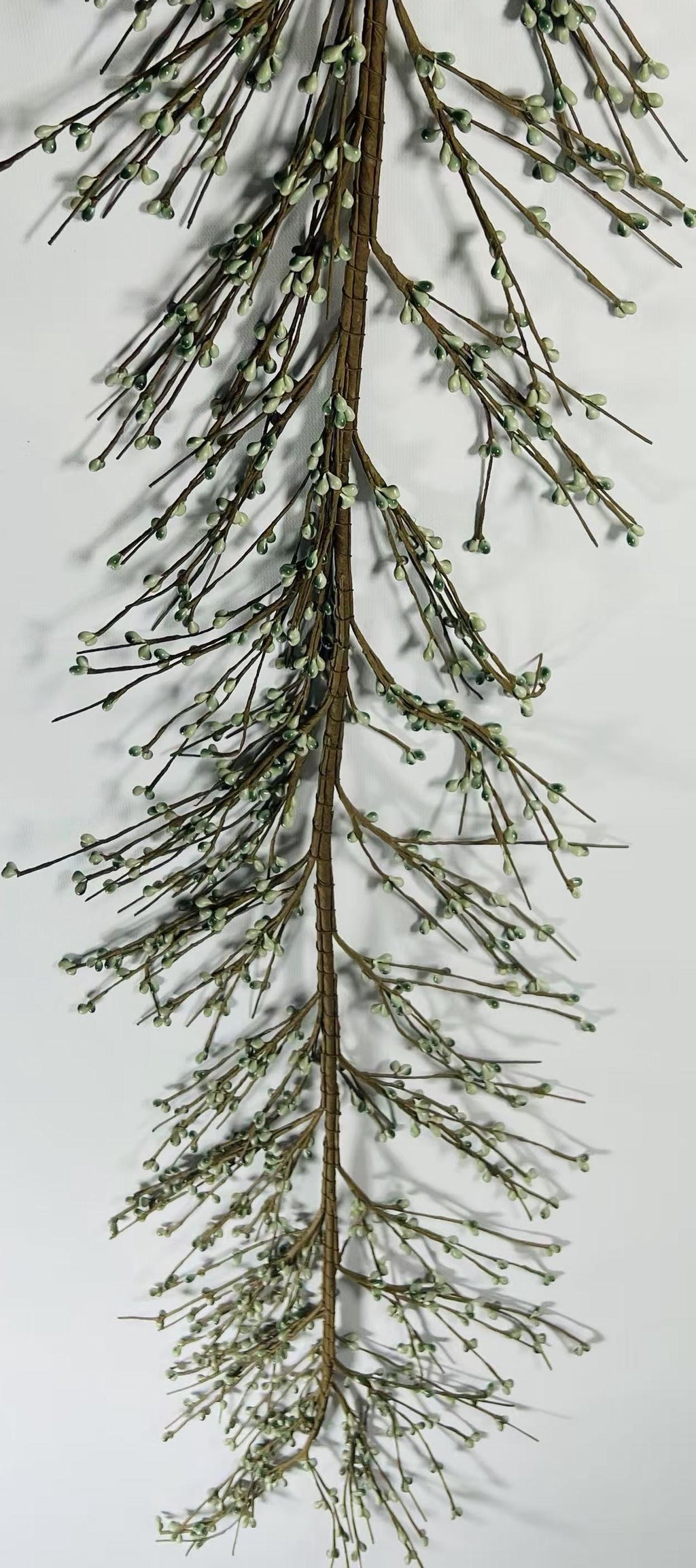 Sage Green Pip Berry Garland: Handmade Floral Decor (4.5 feet)