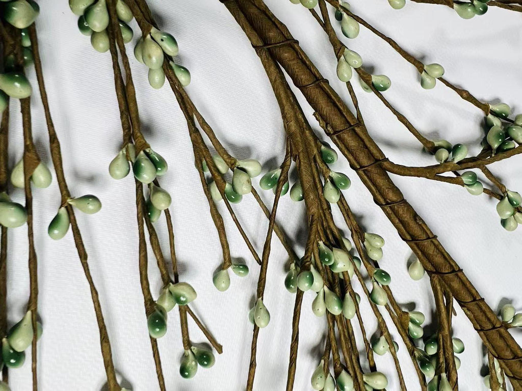 Sage Green Pip Berry Garland: Handmade Floral Decor (4.5 feet)