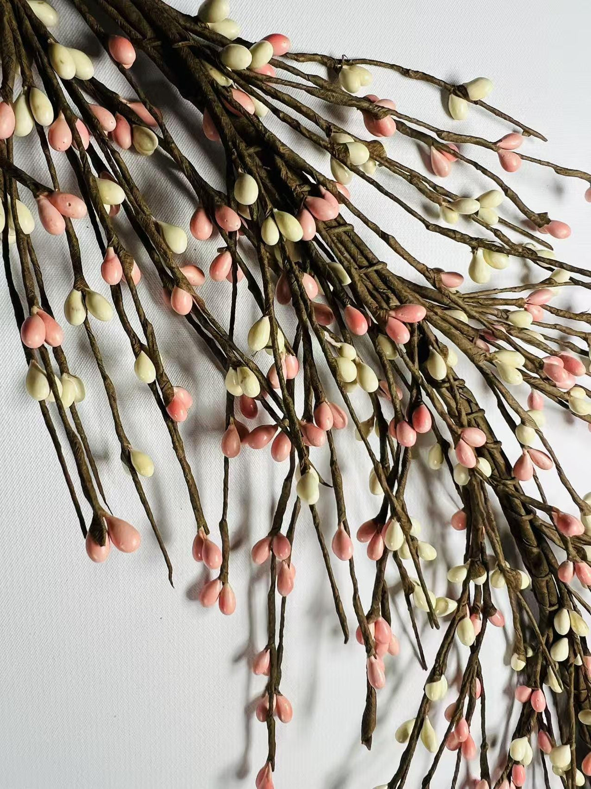 Pink & Cream Pip Berry Garland - 4.5ft Spring Wedding Decor