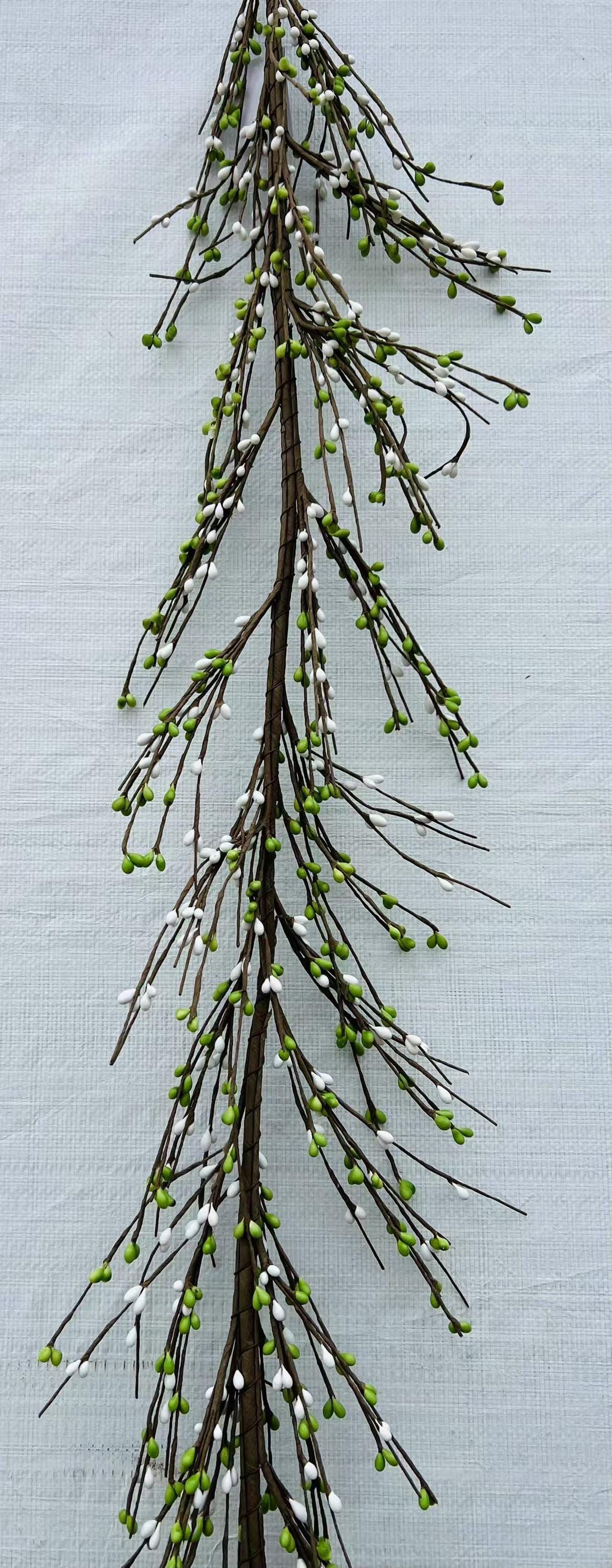 Pip Berry Garland 55” Green White Spring Farmhouse Rustic Easter Mantel Decor