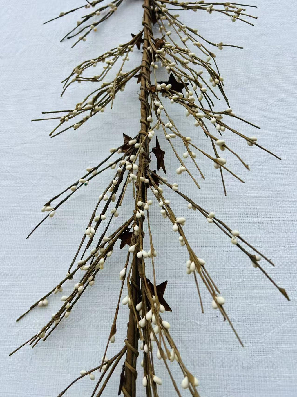 Cream Pip Berry Garland with Rusty Stars - Primitive Farmhouse Decor - Rustic Country Garland