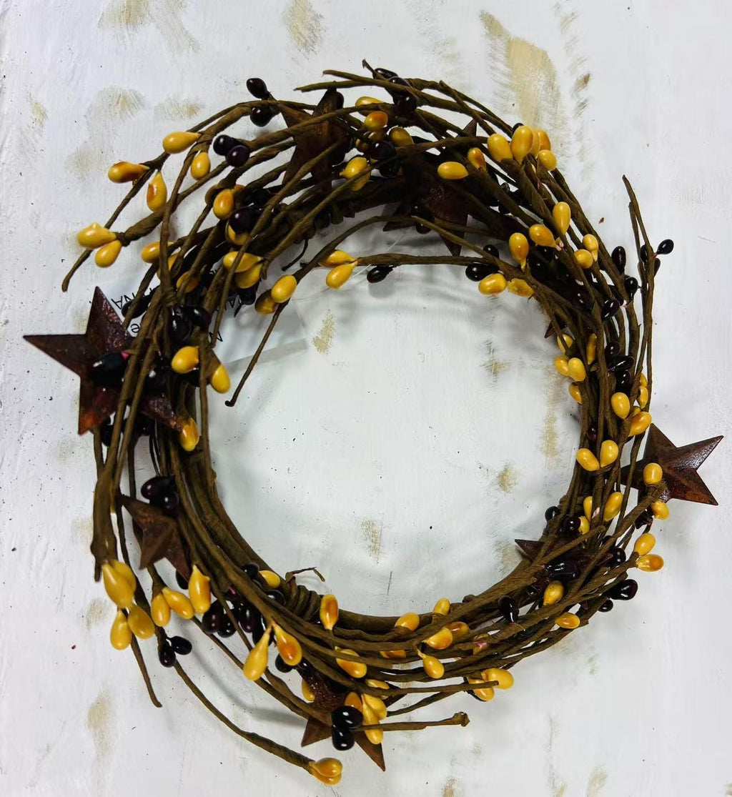 Pip Berry Candle Ring: Mustard, Burgundy, and Rustic Stars