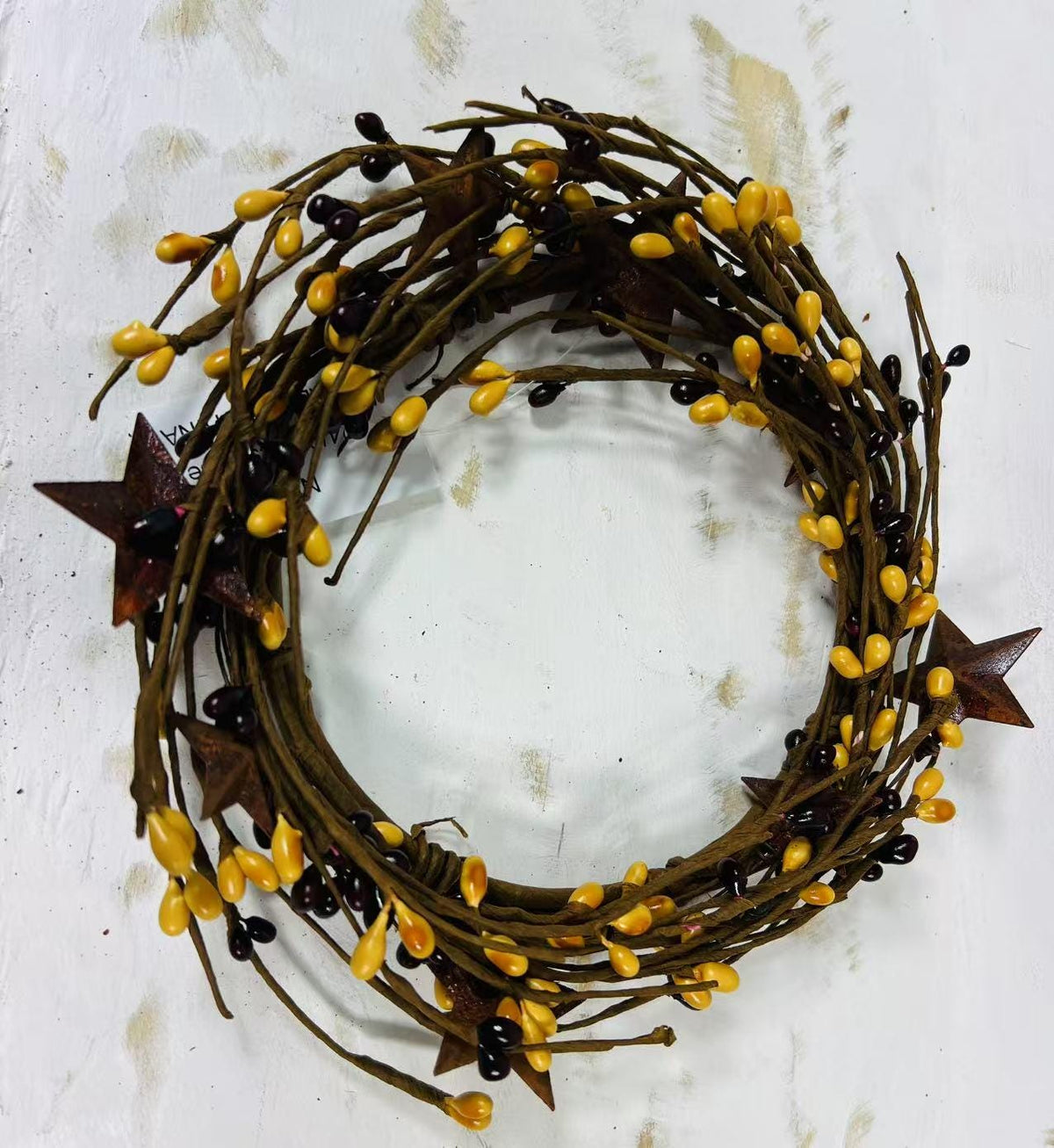 Pip Berry Candle Ring: Mustard, Burgundy, and Rustic Stars