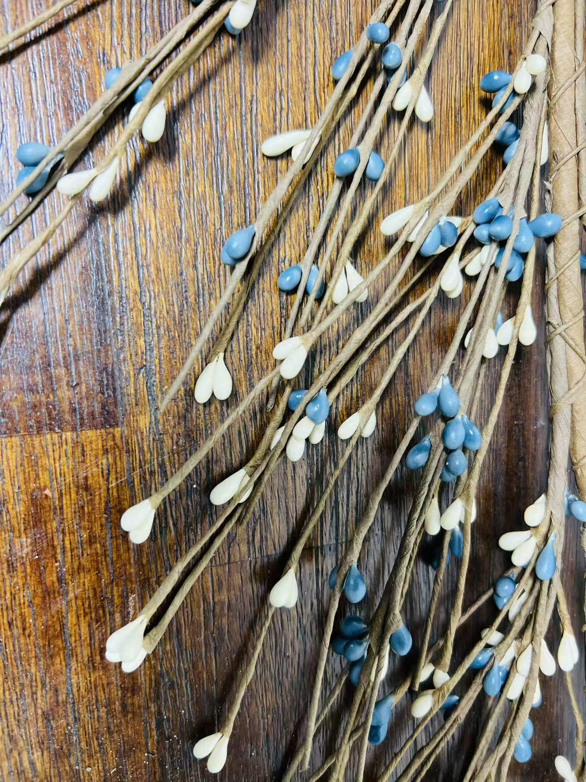 Blue and Cream Pip Berry Garland Rustic Farmhouse Door Swag Wall Decor Country Style