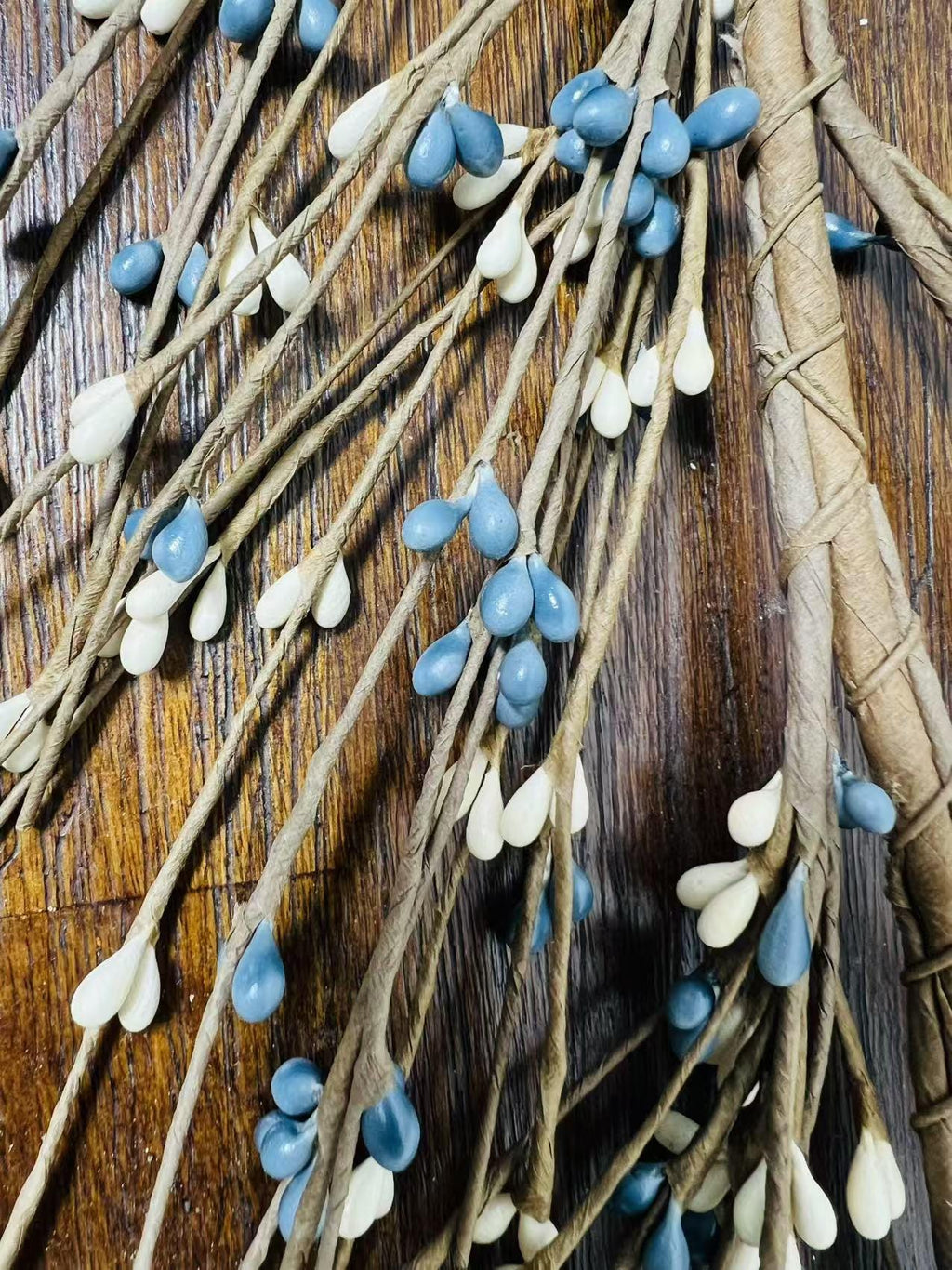 Blue and Cream Pip Berry Garland Rustic Farmhouse Door Swag Wall Decor Country Style