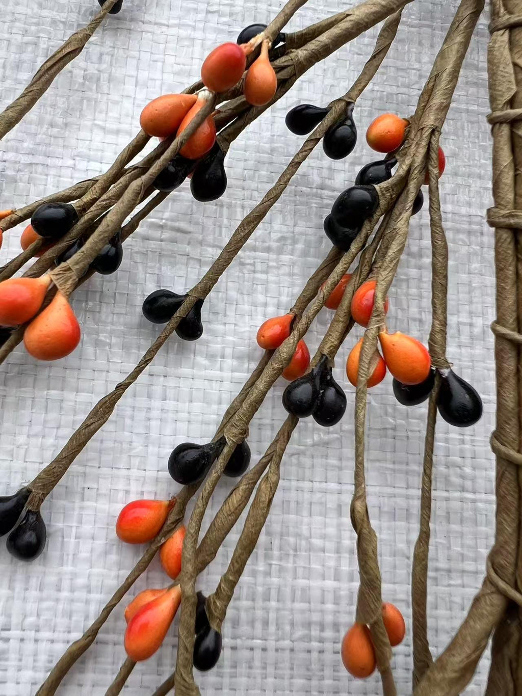 Orange Black Pip Berry Garland: 4.5ft Rustic Halloween Decor