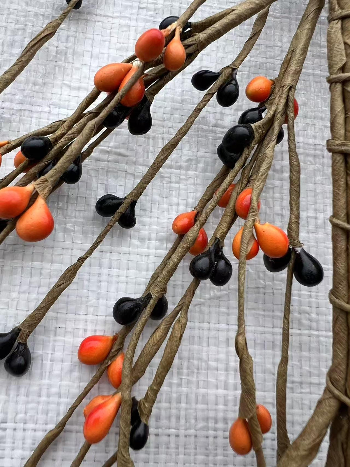 Orange Black Pip Berry Garland: 4.5ft Rustic Halloween Decor