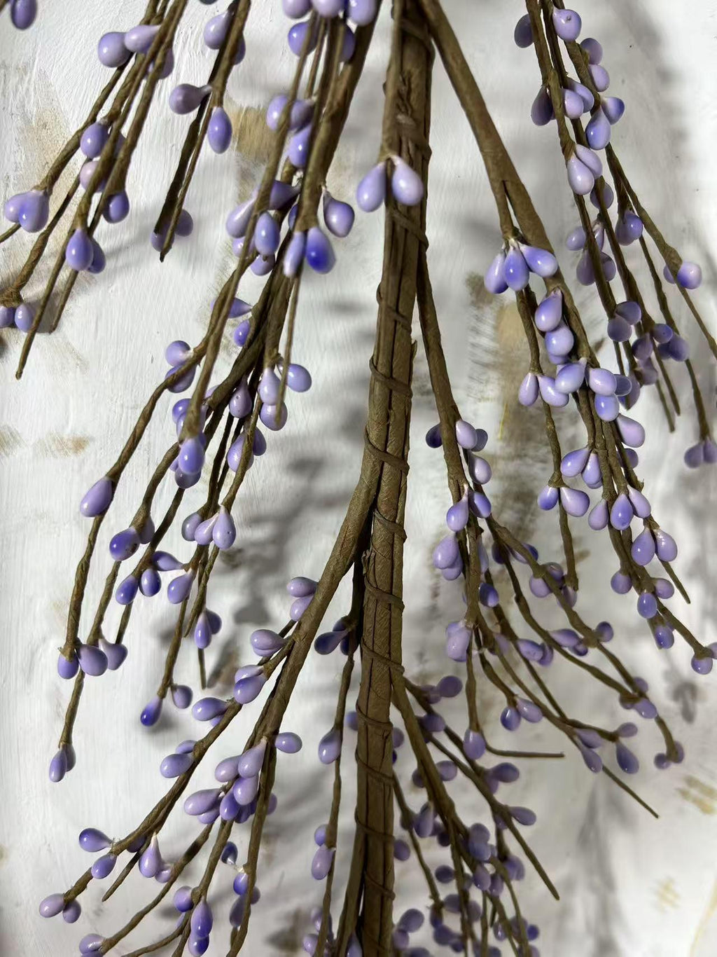 Lilac Pip Berry Garland 4.5ft | Rustic Country Decor | Spring Farmhouse Mantel Garland