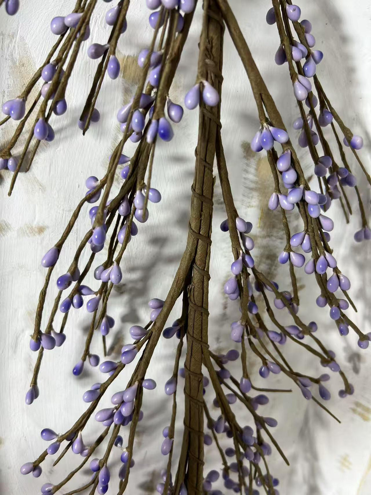 Lilac Pip Berry Garland 4.5ft | Rustic Country Decor | Spring Farmhouse Mantel Garland