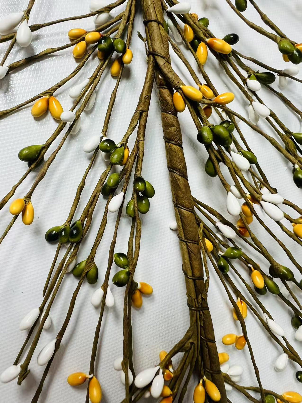Green Yellow White Pip Berry Garland 4.5ft | Spring Farmhouse Decor | Rustic Country Mantel Garland