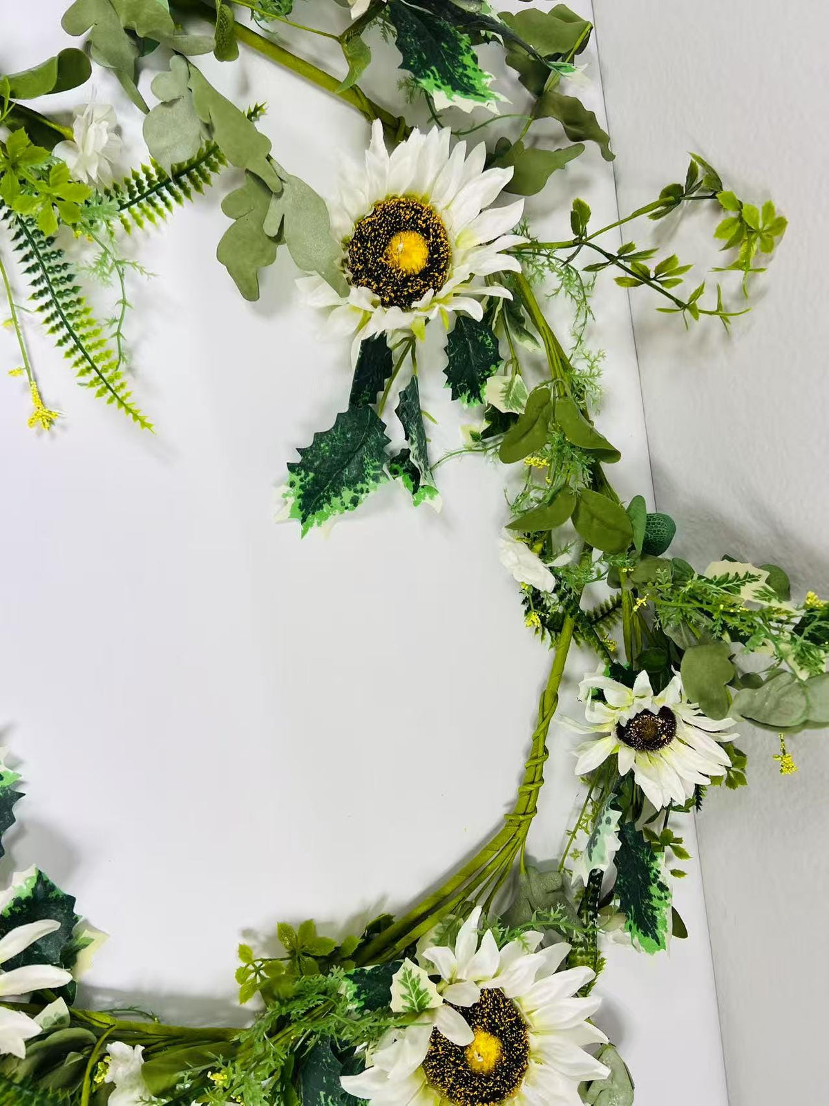 White Sunflower Garland 5ft | Farmhouse Greenery Garland | Rustic Artificial Floral Vine Decor