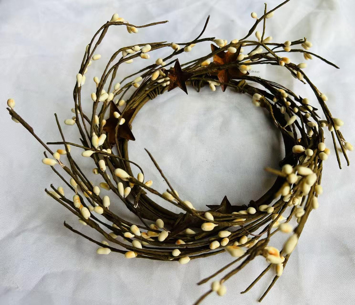Mini Cream Pip Berry Wreath: Rustic Star Country Decor (4.5")