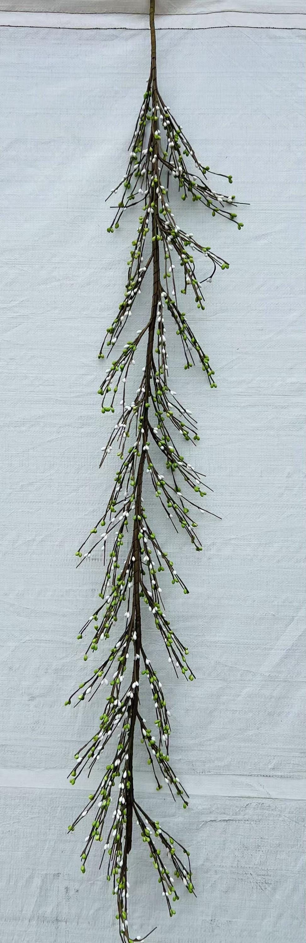 Pip Berry Garland 55” Green White Spring Farmhouse Rustic Easter Mantel Decor