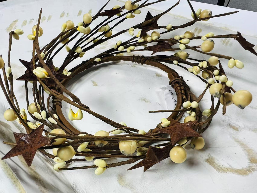 Cream Pip Berry Wreath: Rustic Metal Star Candle Ring - 4.5”