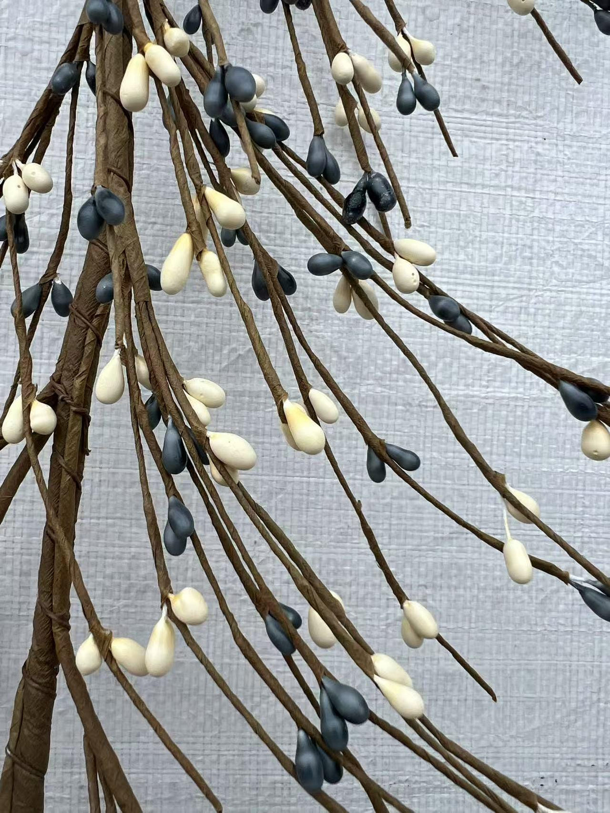 Blue and Cream Pip Berry Garland Rustic Farmhouse Door Swag Wall Decor Country Style