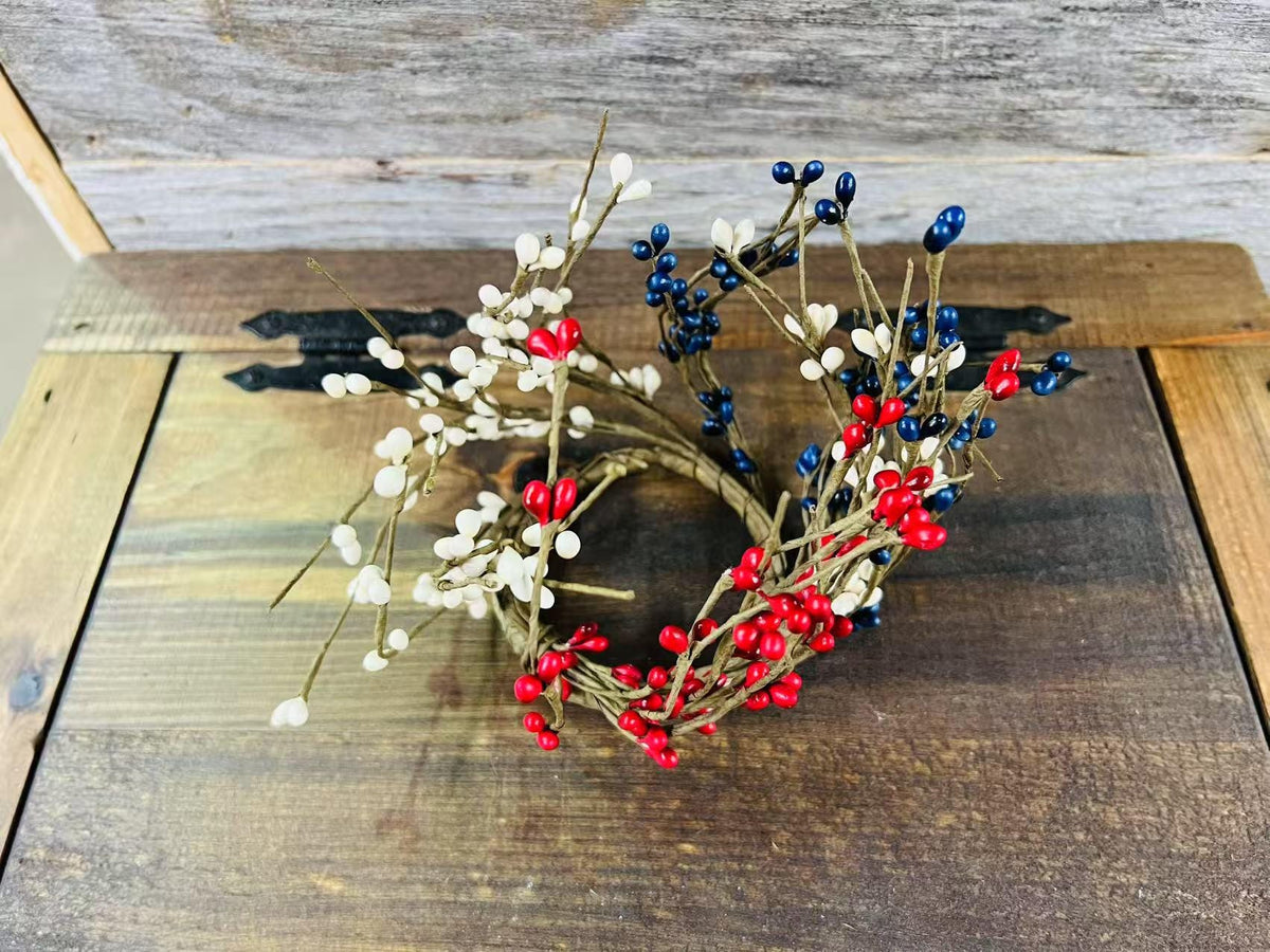 Pip Berry Candle Ring: 2.5" Patriotic Farmhouse Decor