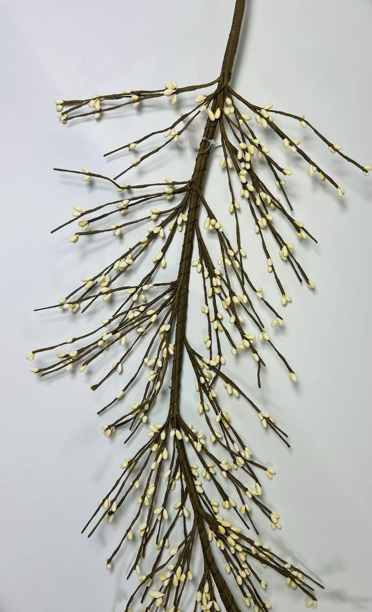 55” Cream Berry Garland, Rustic Farmhouse Decor, Artificial Twig Vine for Mantel or Wedding