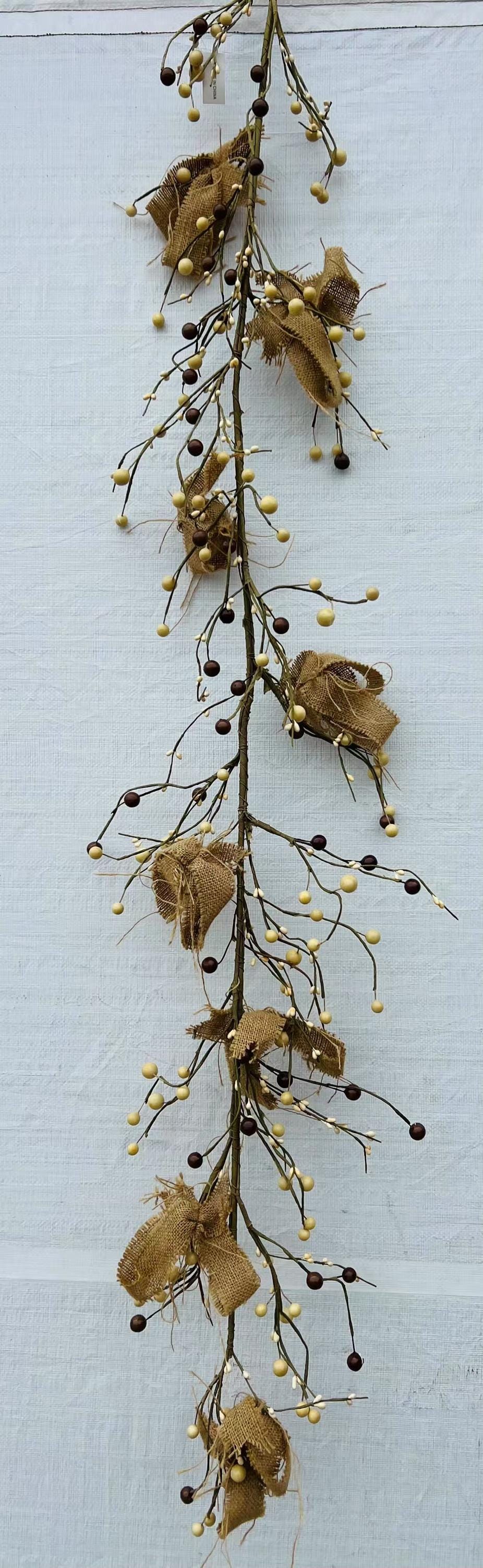 Rustic 5ft Pip Berry Garland with Burlap Roses, Farmhouse Country Decor, Primitive Mantel Accent