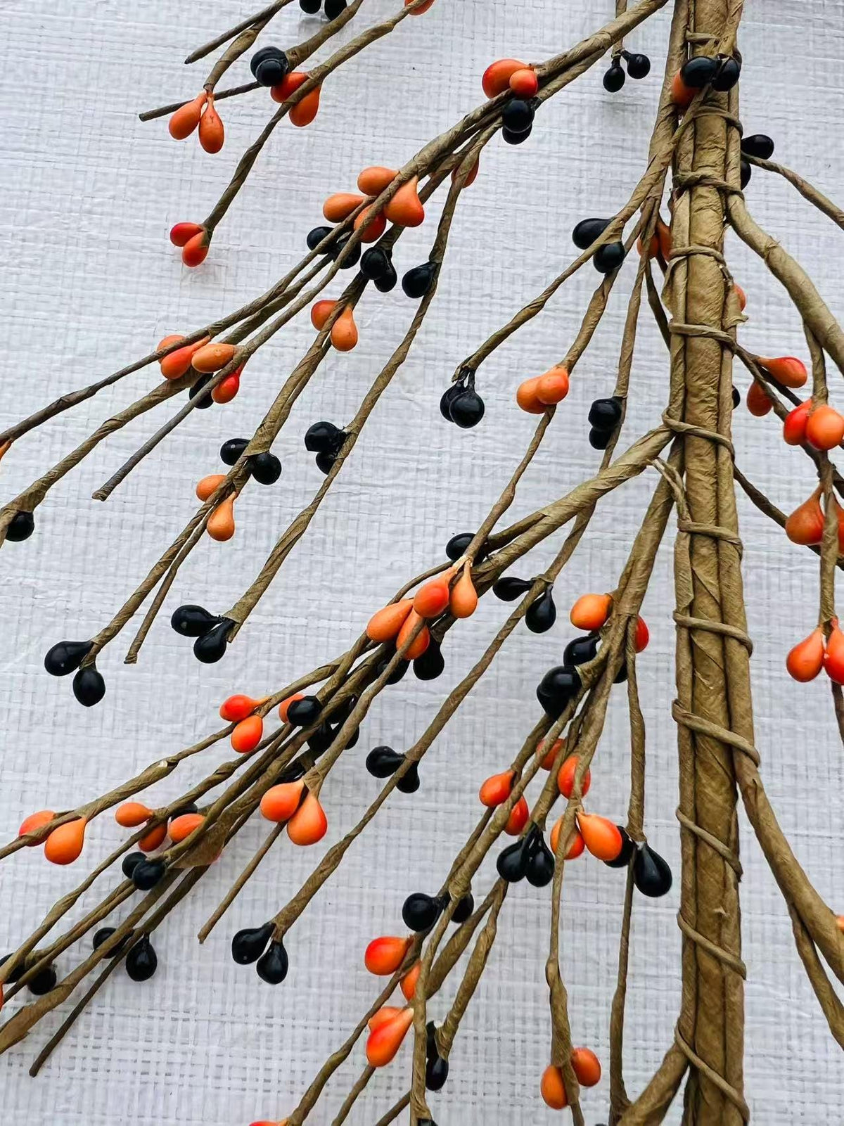 Orange Black Pip Berry Garland: 4.5ft Rustic Halloween Decor