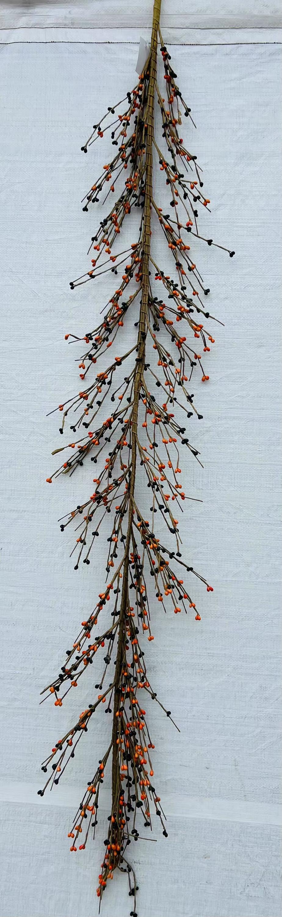 Orange Black Pip Berry Garland: 4.5ft Rustic Halloween Decor