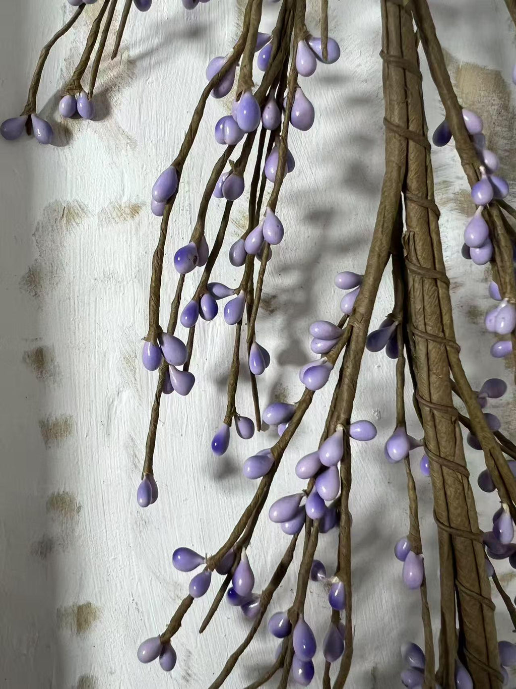 Lilac Pip Berry Garland 4.5ft | Rustic Country Decor | Spring Farmhouse Mantel Garland
