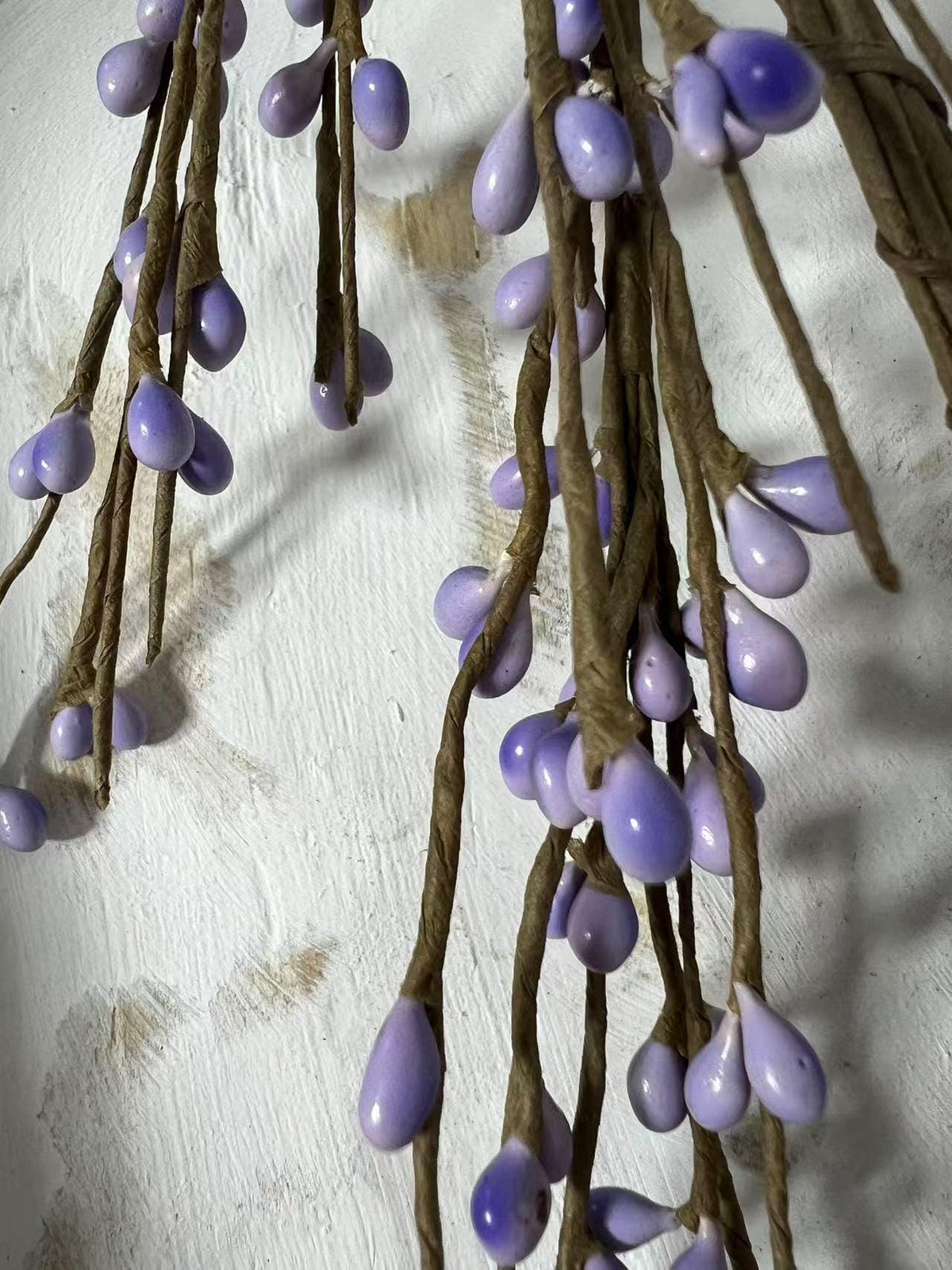 Lilac Pip Berry Garland 4.5ft | Rustic Country Decor | Spring Farmhouse Mantel Garland