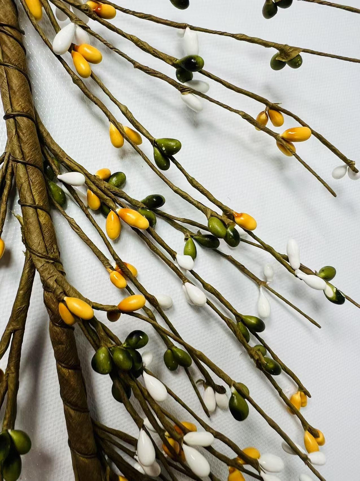 Green Yellow White Pip Berry Garland 4.5ft | Spring Farmhouse Decor | Rustic Country Mantel Garland