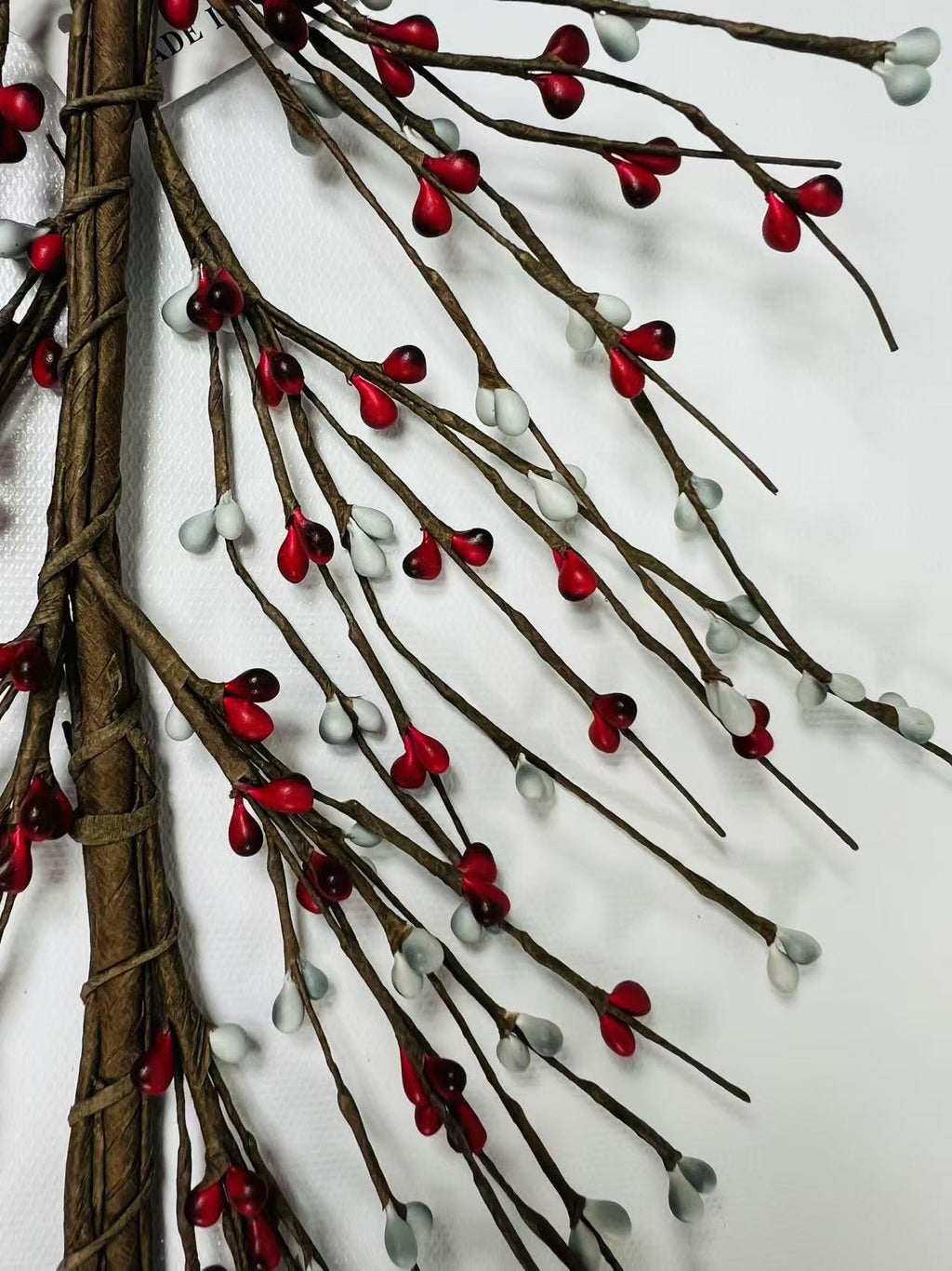 Red and Gray Pip Berry Garland 4.5ft | Rustic Farmhouse Christmas Decor | Winter Mantel Garland