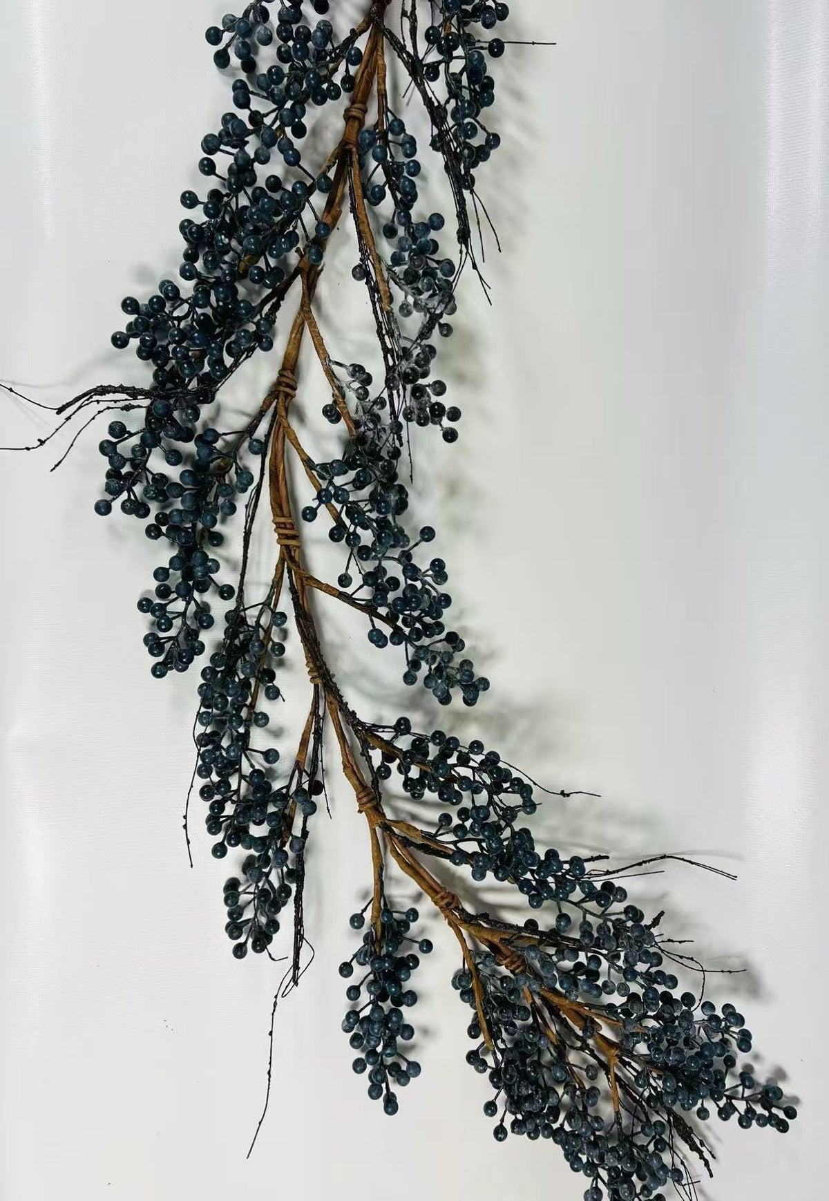 Powdered Blueberry Branch Garland: Rustic Farmhouse Decor