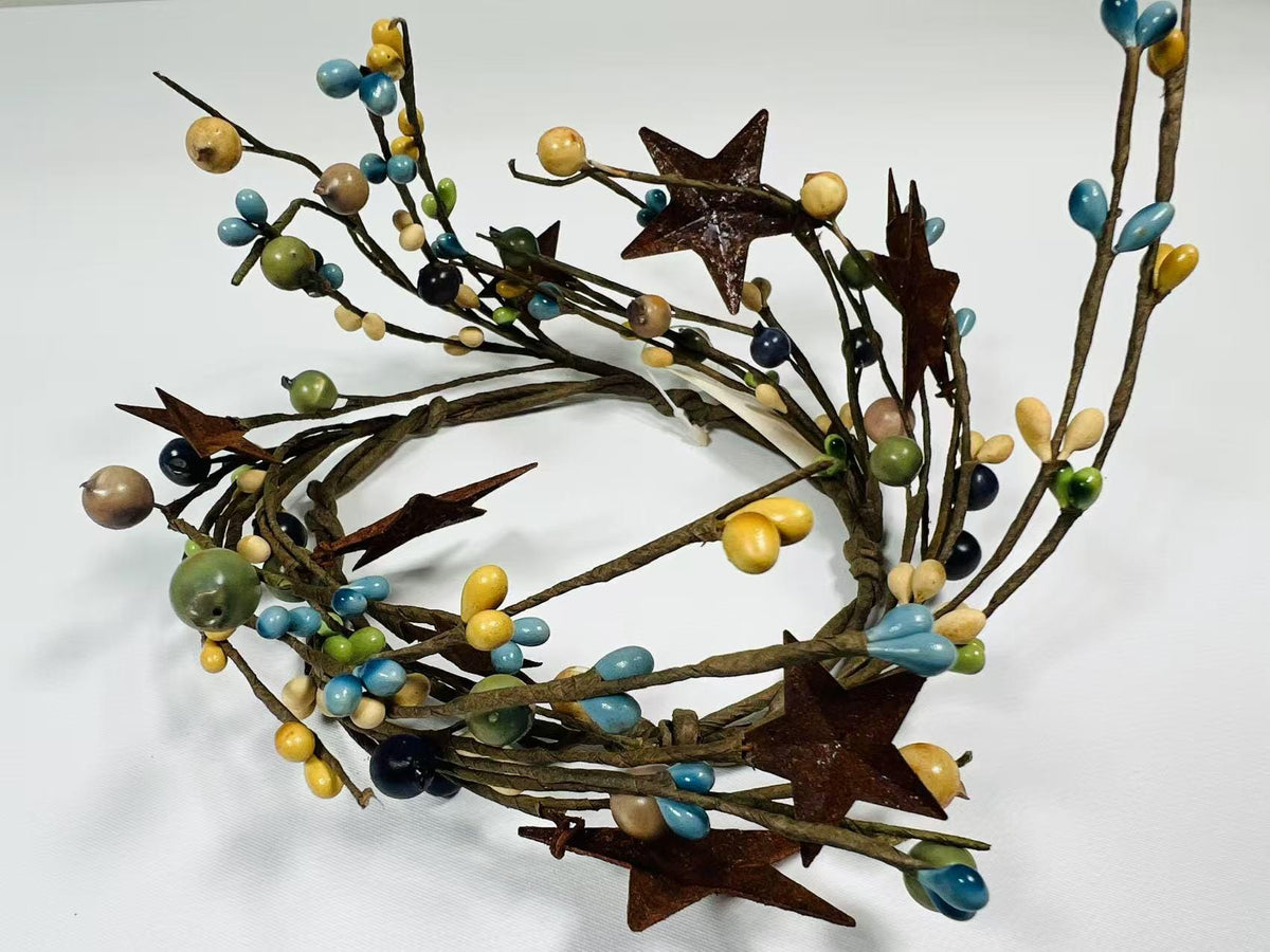 Pip Berry Candle Ring with Rustic Metal Stars: Farmhouse Decor