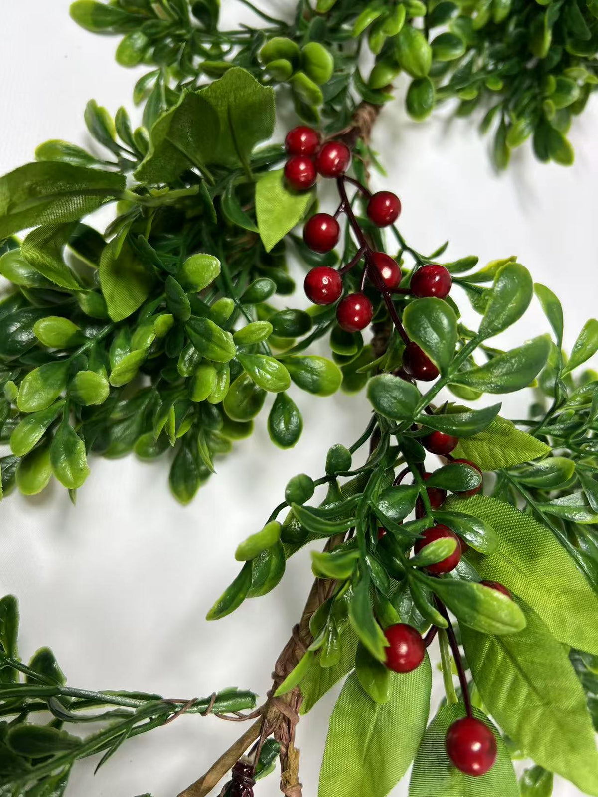 5ft Artificial Boxwood Garland with Red Berries | Christmas Greenery Vine | Holiday Mantel Decor
