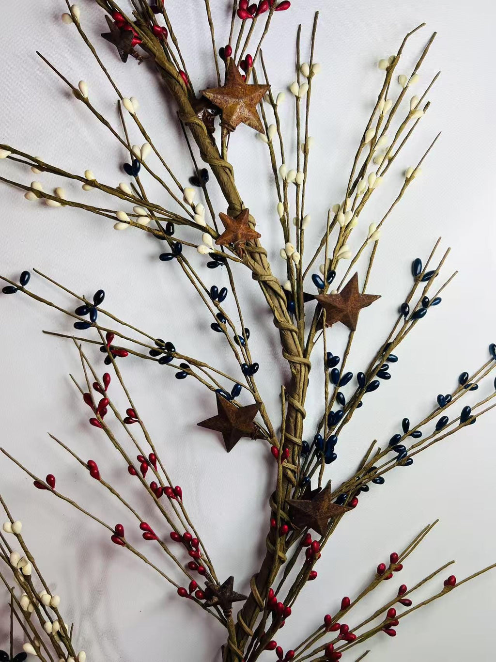 Patriotic Pip Berry Garland 55” Red White Blue Rustic Stars Americana Decor Mantel Wreath