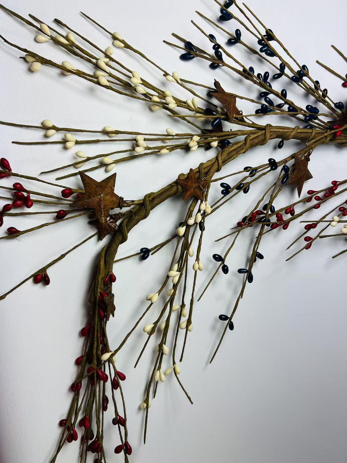 Patriotic Pip Berry Garland 55” Red White Blue Rustic Stars Americana Decor Mantel Wreath