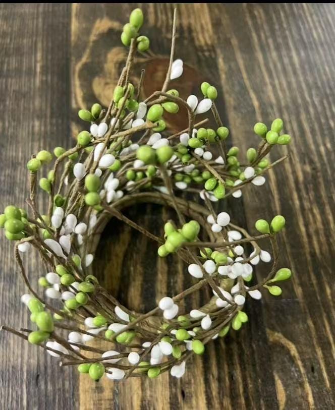 Green & White Pip Berry Candle Ring: Rustic Farmhouse Decor (2.5 Inch)
