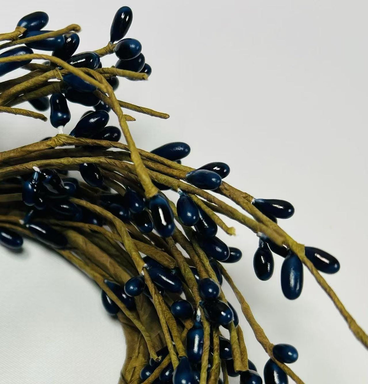 Navy Blue Pip Berry Candle Ring: Rustic Farmhouse Decor