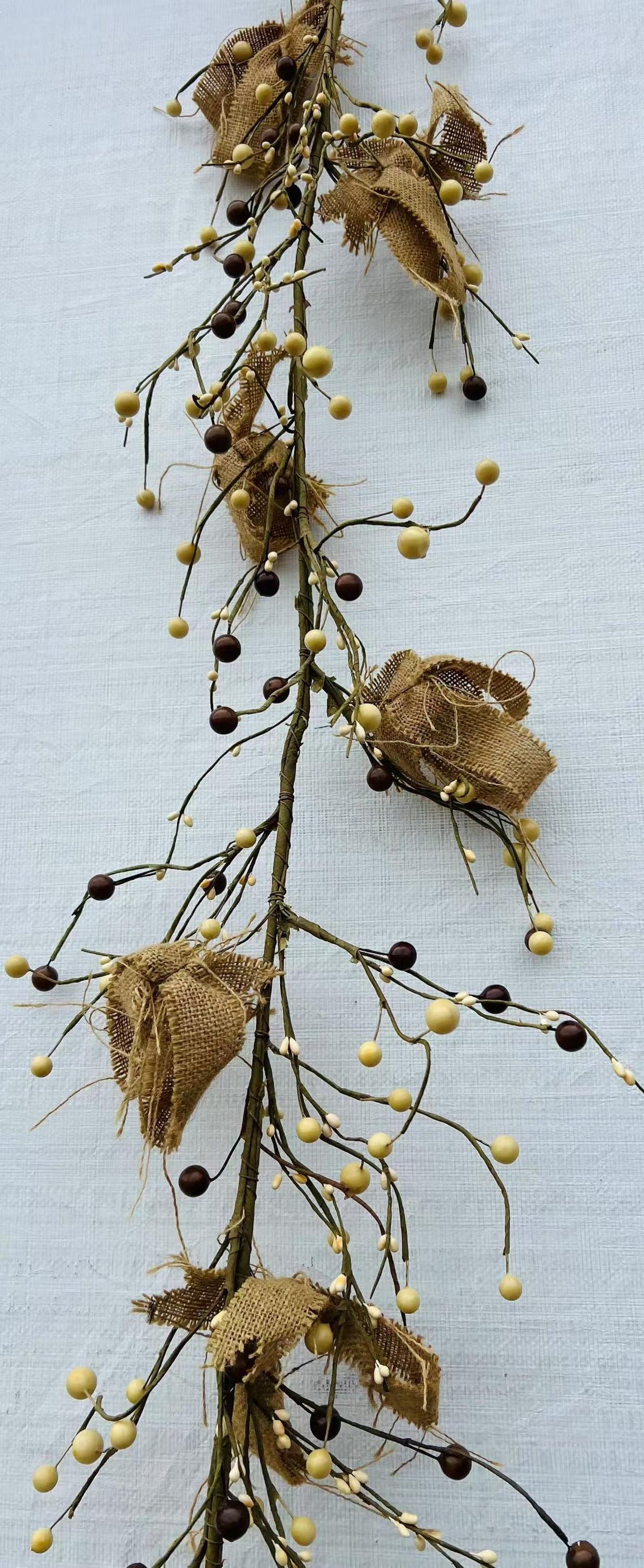 Rustic 5ft Pip Berry Garland with Burlap Roses, Farmhouse Country Decor, Primitive Mantel Accent