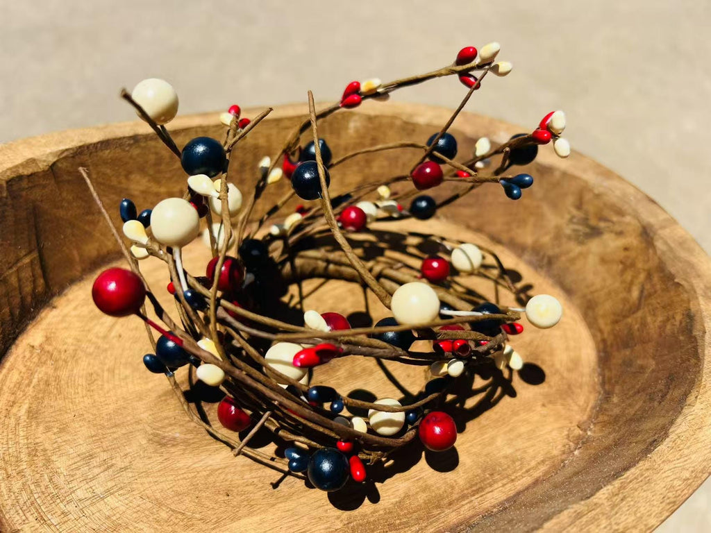 Rustic Patriotic Pip Berry Candle Ring: Red White Blue Mini Wreath (2.5")