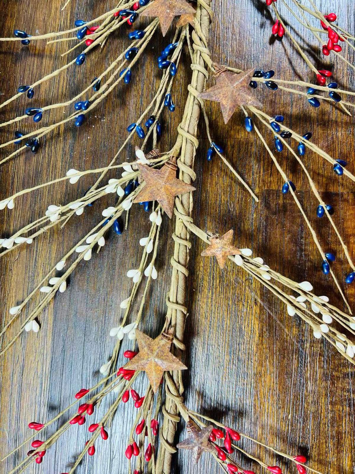 Patriotic Pip Berry Garland 55” Red White Blue Rustic Stars Americana Decor Mantel Wreath
