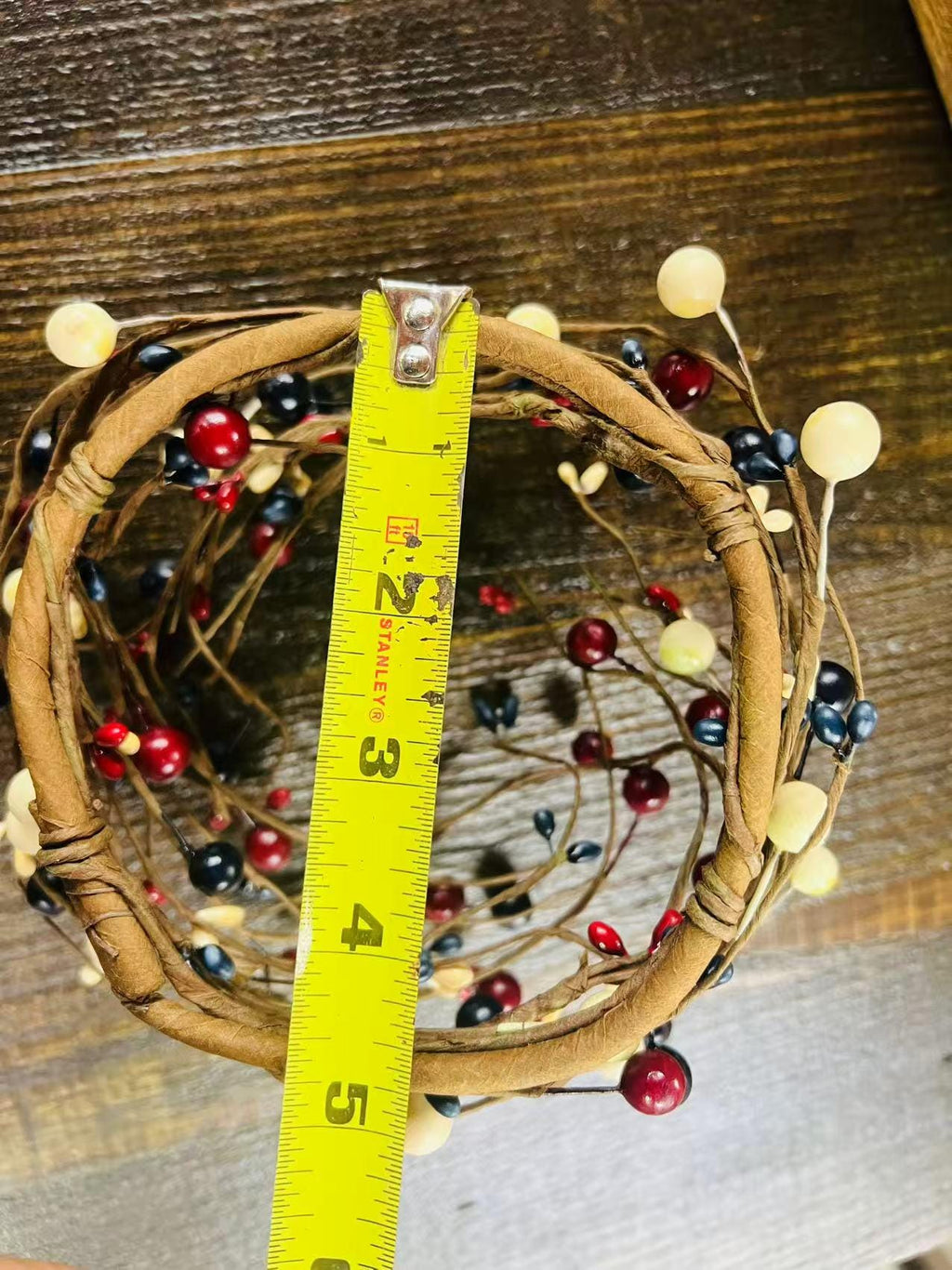 Patriotic Pip Berry Candle Ring: Americana Farmhouse Wreath, 4.5 Inch
