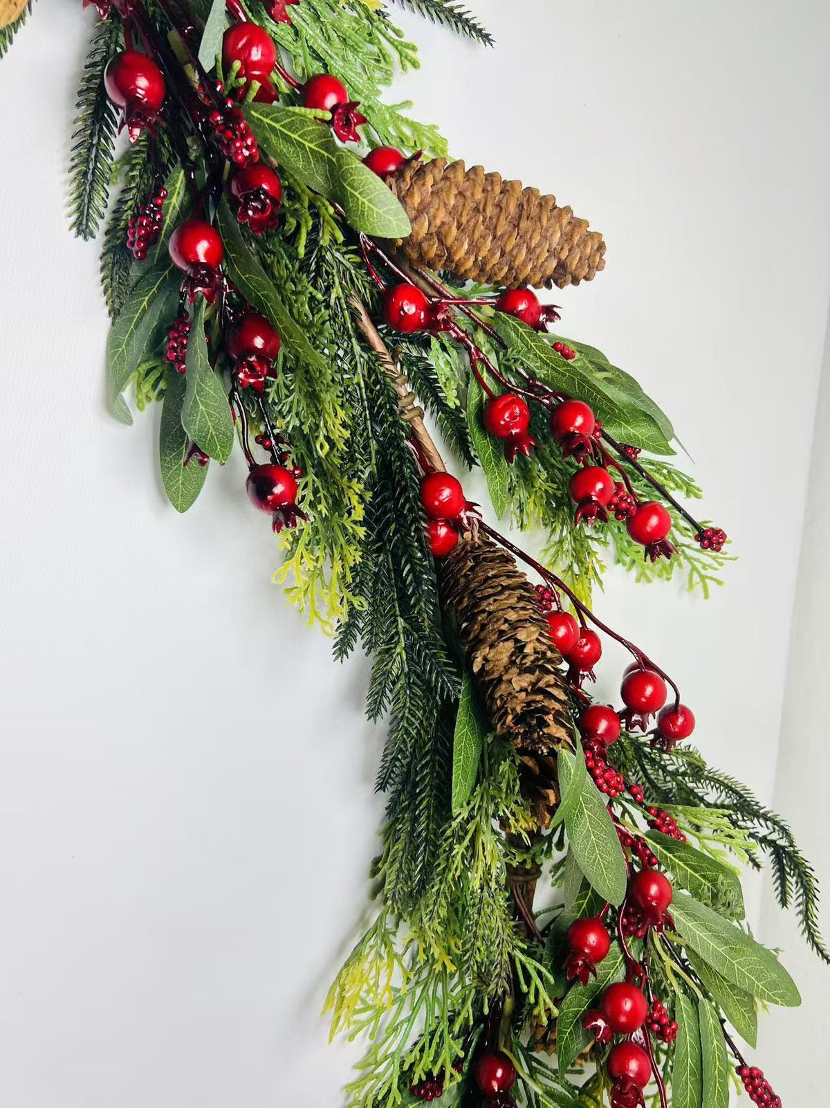 60’’ Christmas Garland with Pinecones and Red Berries, Artificial Winter Greenery Mantel Decor