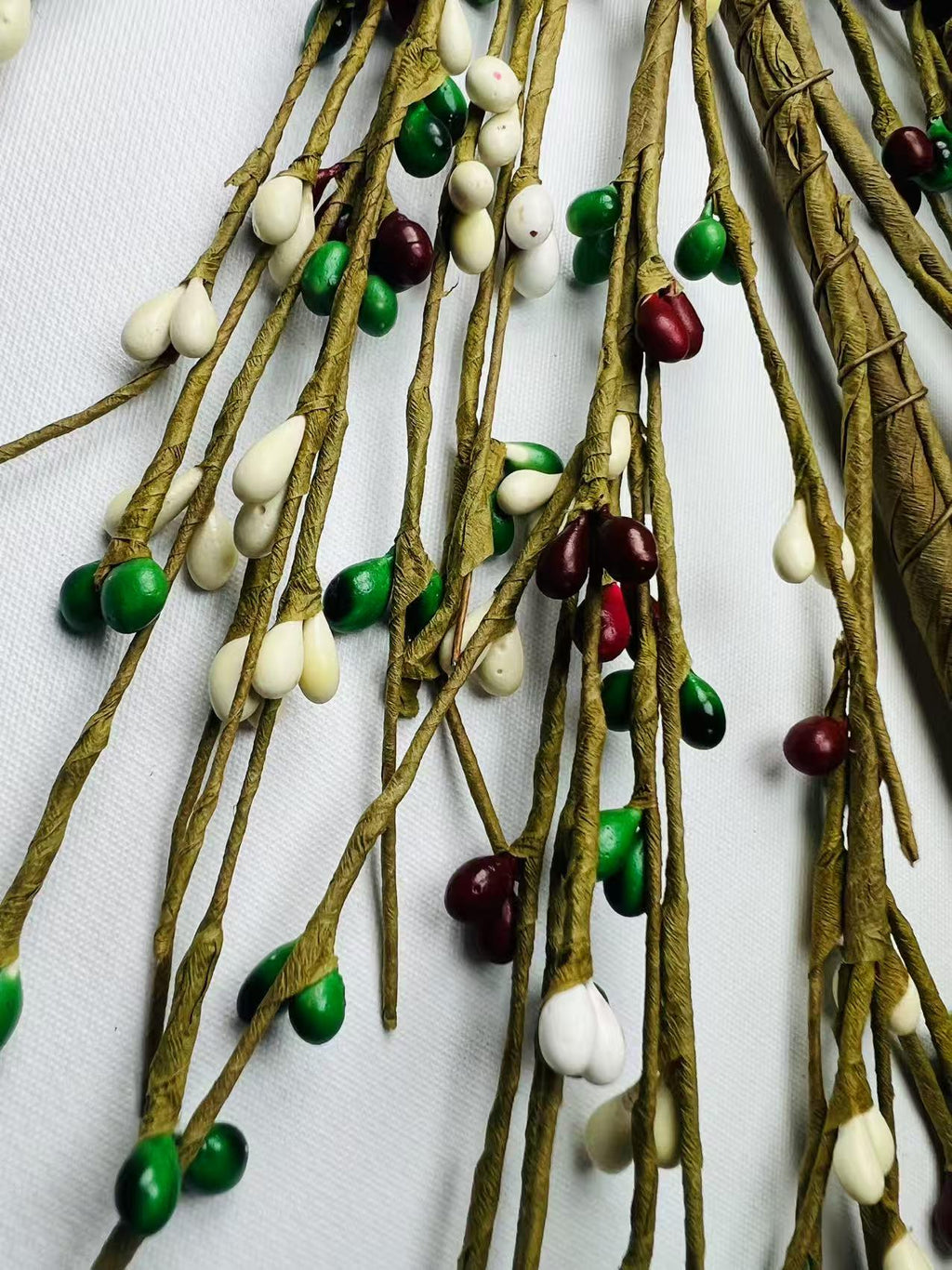 55” Christmas Pip Berry Garland Red White Green Rustic Holiday Winter Mantel Door Decor