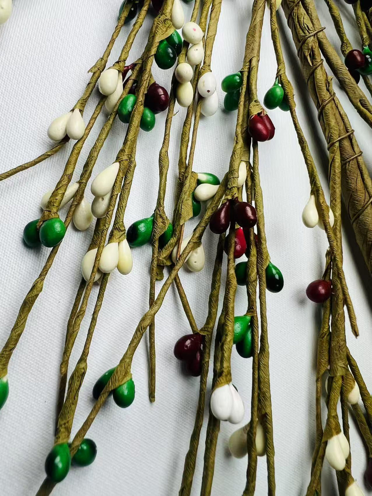 55” Christmas Pip Berry Garland Red White Green Rustic Holiday Winter Mantel Door Decor