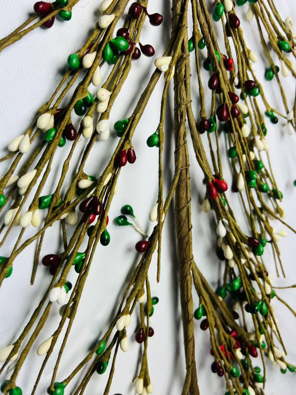 55” Christmas Pip Berry Garland Red White Green Rustic Holiday Winter Mantel Door Decor