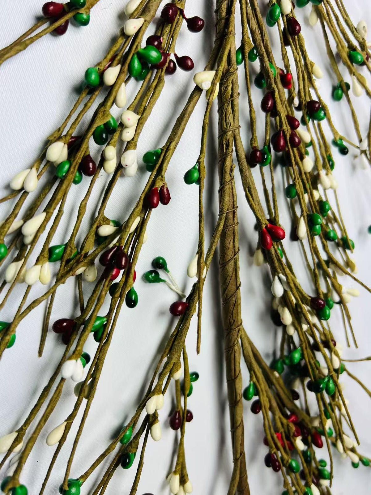 55” Christmas Pip Berry Garland Red White Green Rustic Holiday Winter Mantel Door Decor