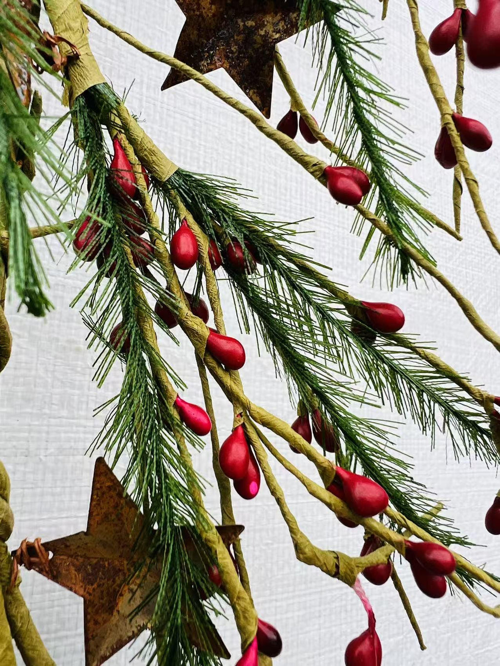 Rustic Christmas Garland with Red Pip Berries & Pine - Farmhouse Holiday Decor with Rusty Stars