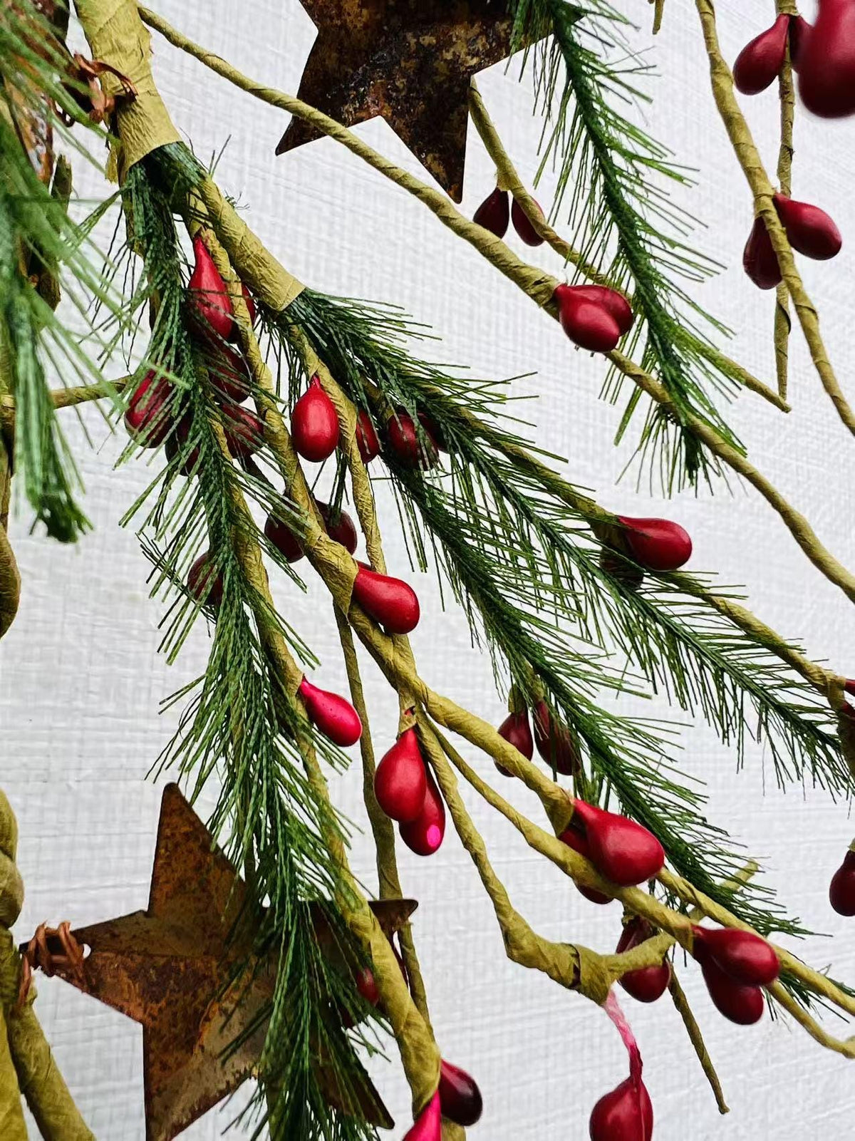 Rustic Christmas Garland with Red Pip Berries & Pine - Farmhouse Holiday Decor with Rusty Stars